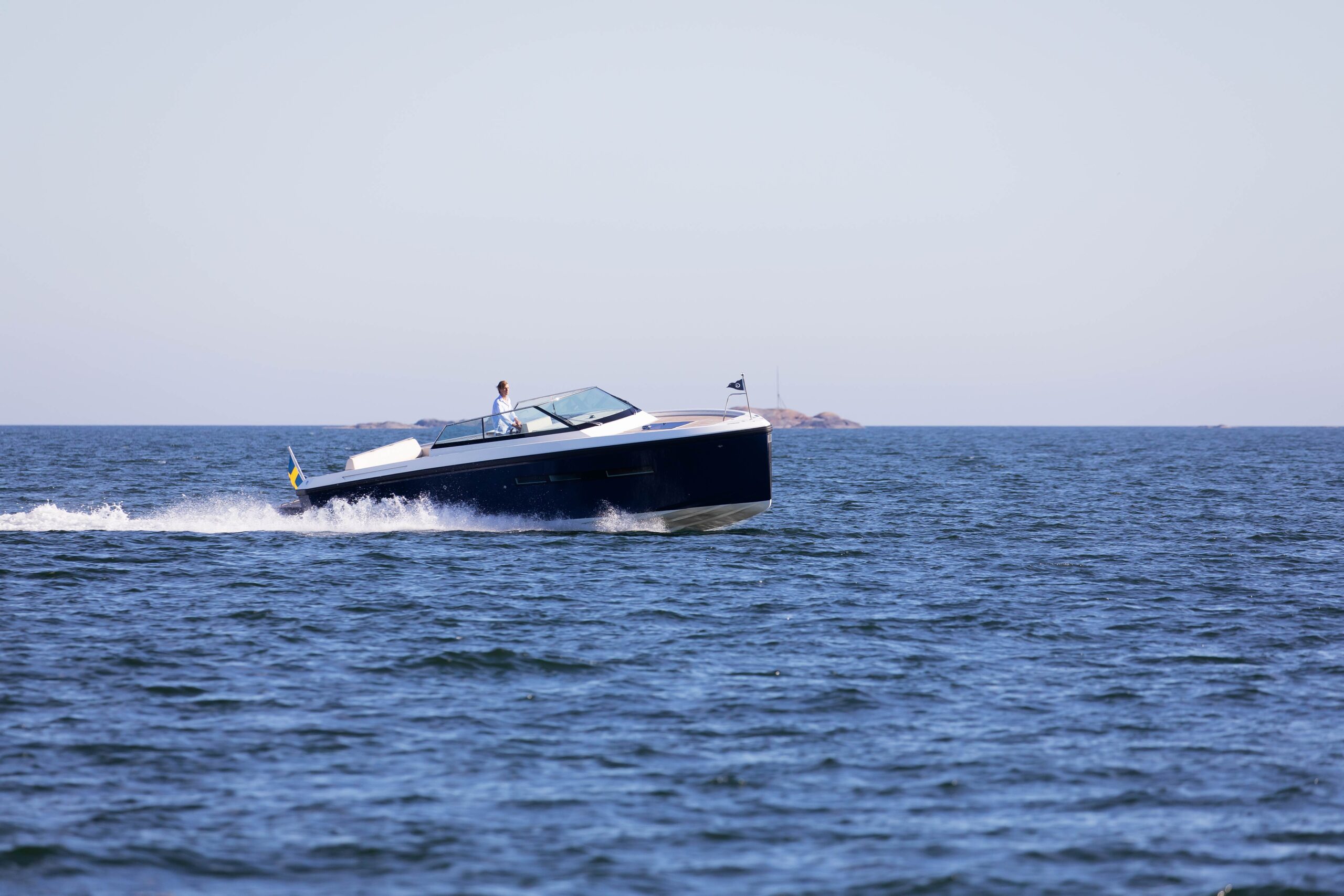 Delta Power Boat 33 open Delta Power Boat 33 open