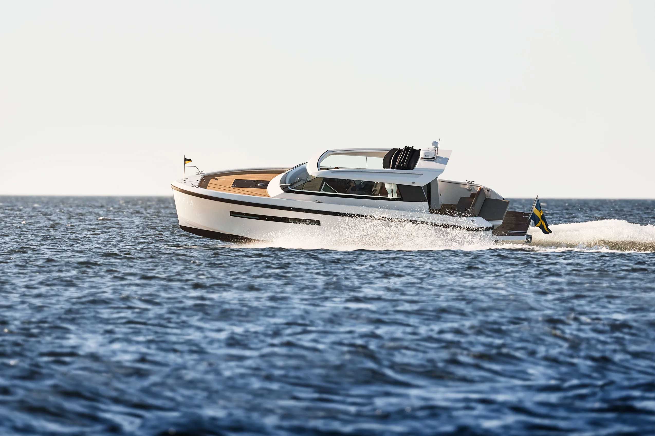 Delta Power Boat 33 coupé
