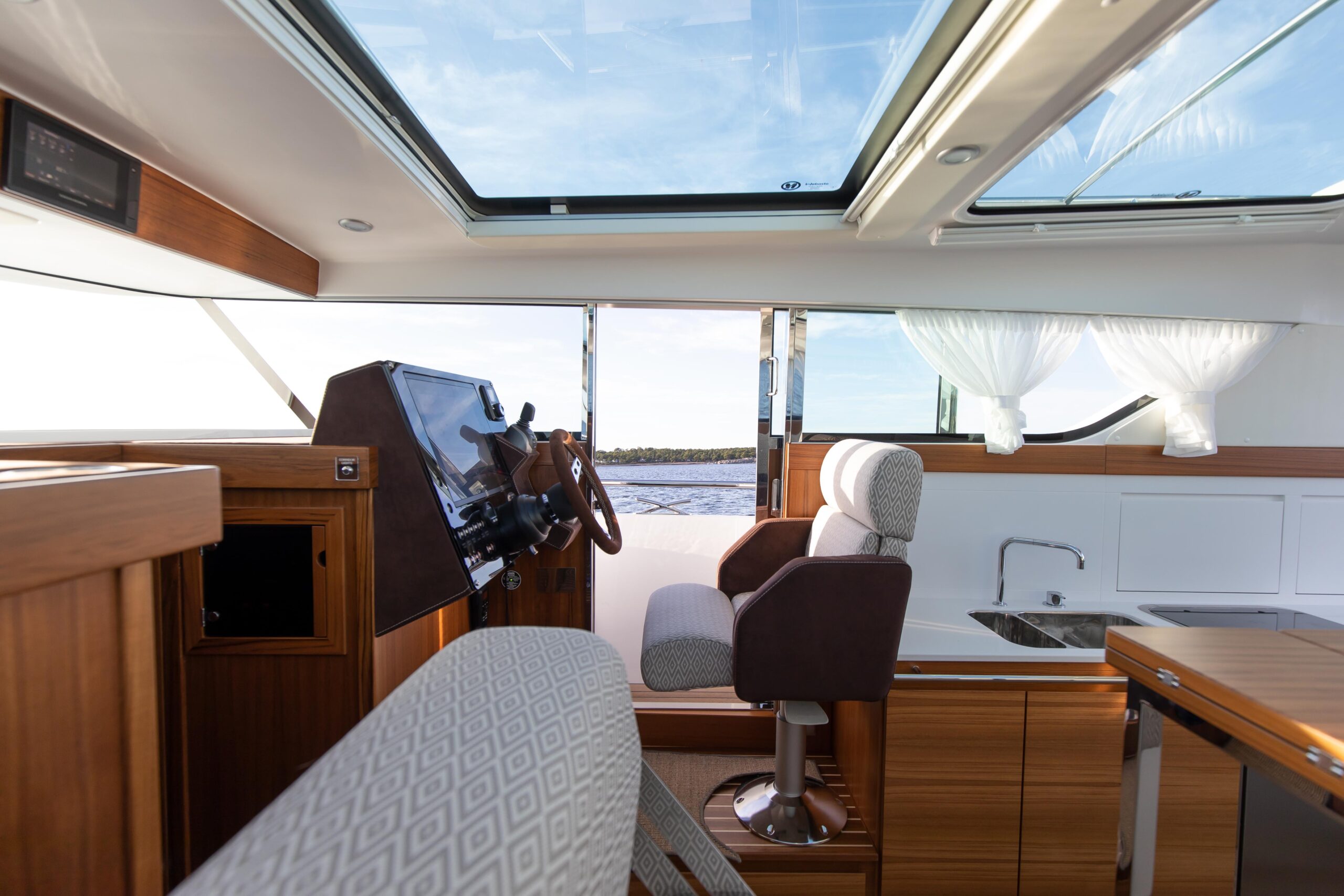 Delta Powerboats 340 sw Delta Powerboats 340 sw