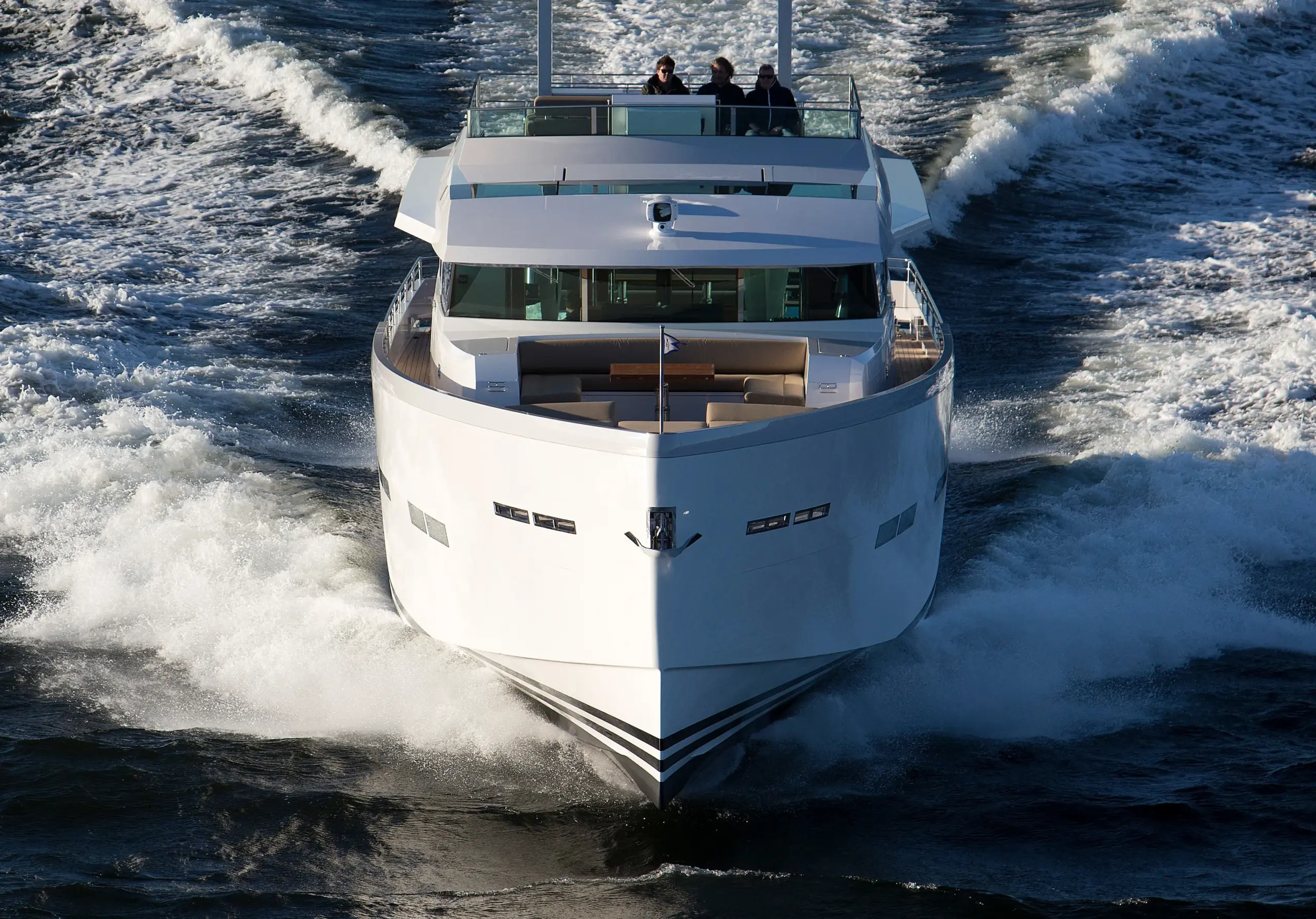 Delta Powerboats 88 carbon