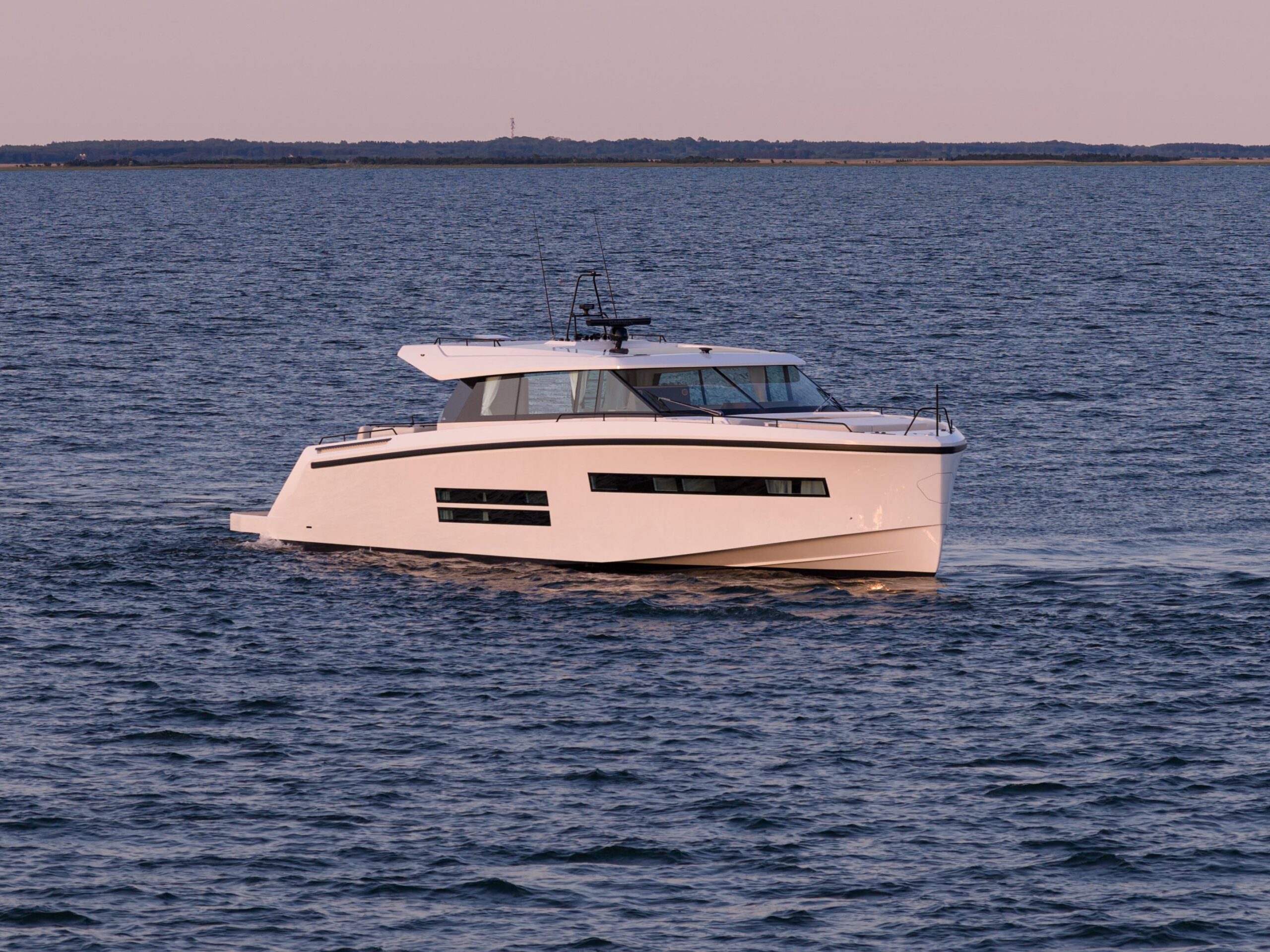 Delta Powerboats 72