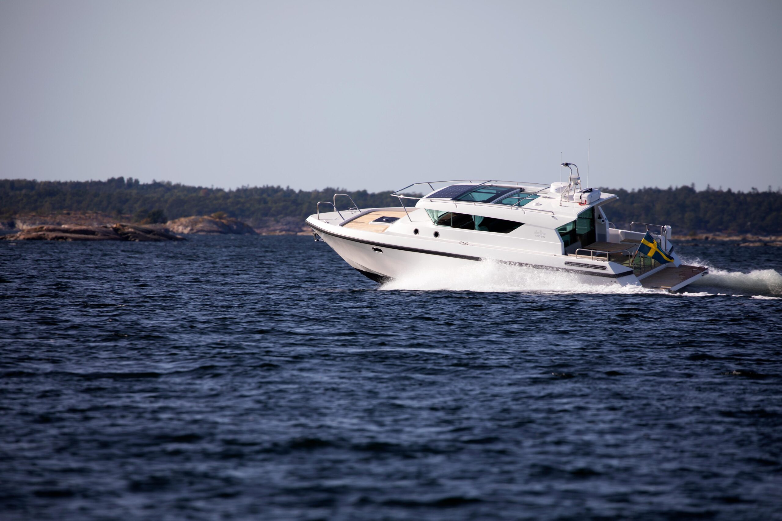 Delta Powerboats 400 sw Delta Powerboats 400 sw