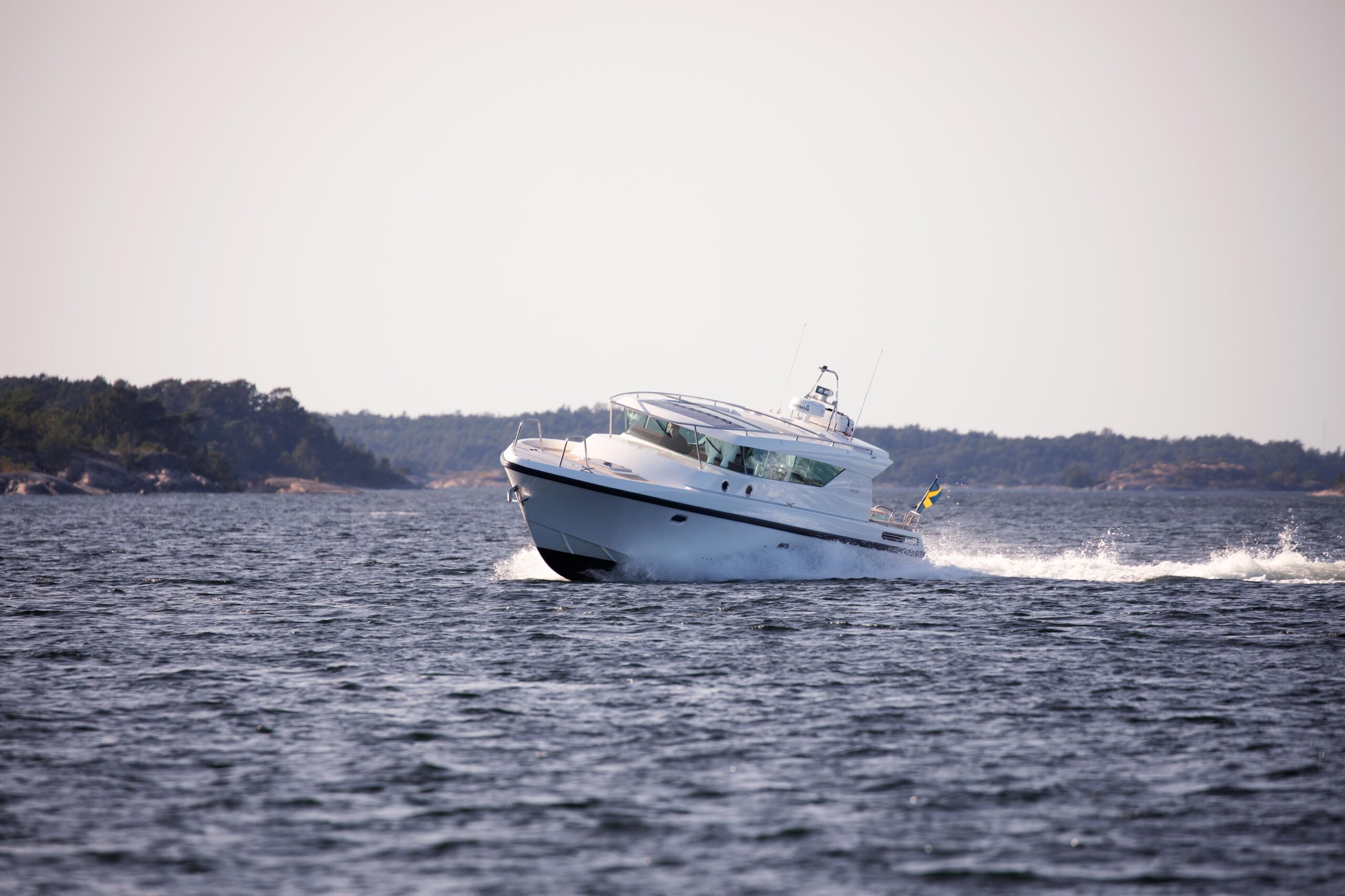 Delta Powerboats 400 sw Delta Powerboats 400 sw